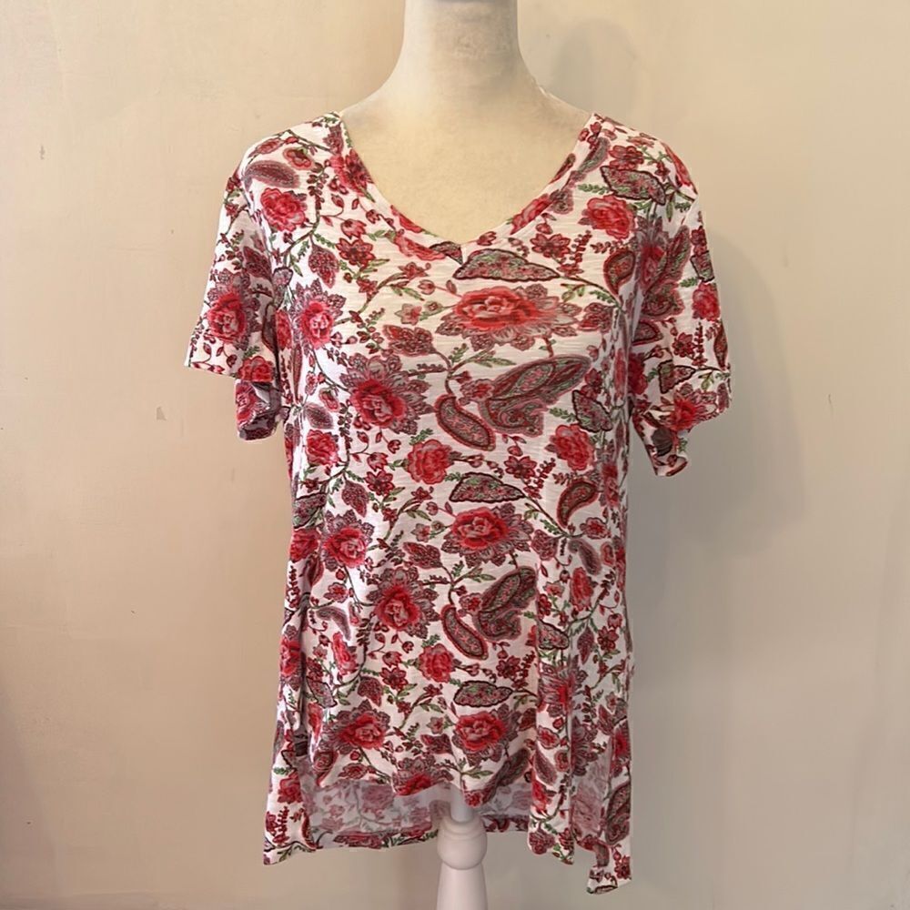 Philosophy red white floral short sleeve top Size M